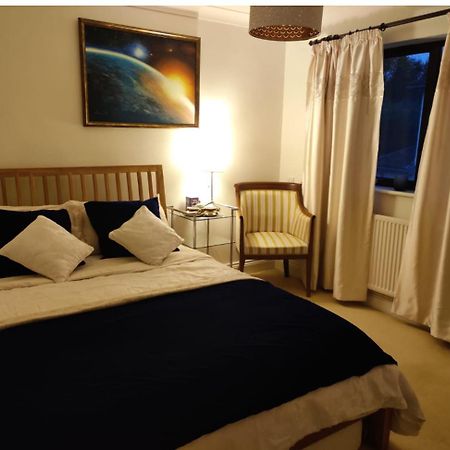 Stowey Lovely Private Room With Bathroom מראה חיצוני תמונה