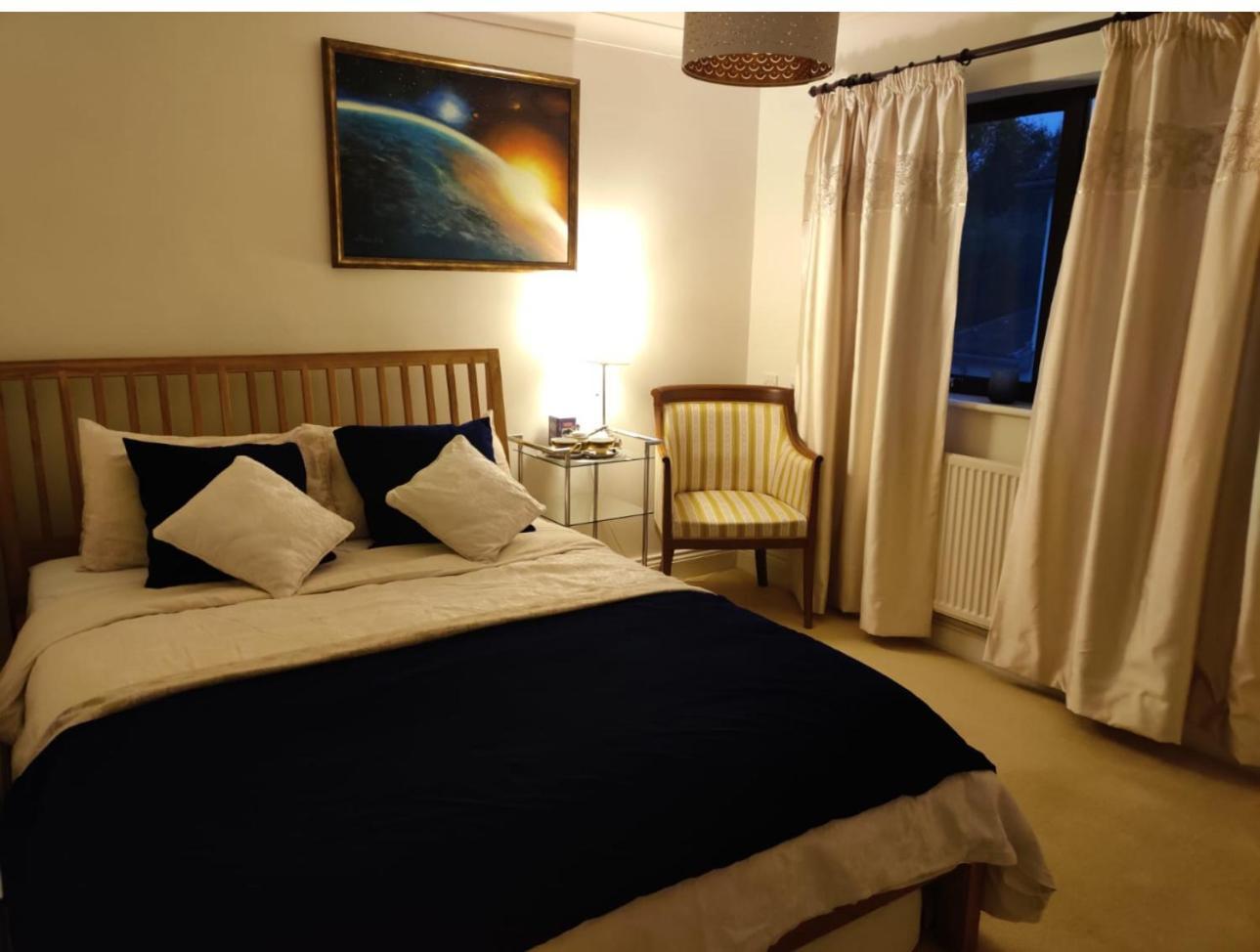 Stowey Lovely Private Room With Bathroom מראה חיצוני תמונה